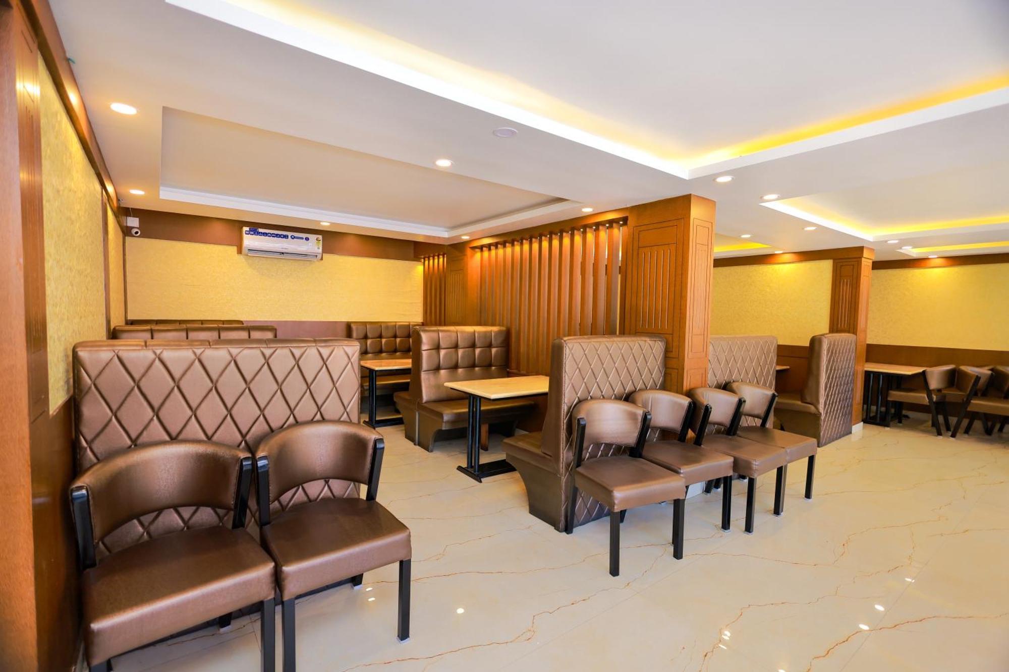 Hotel Sangam Канниякумари Экстерьер фото
