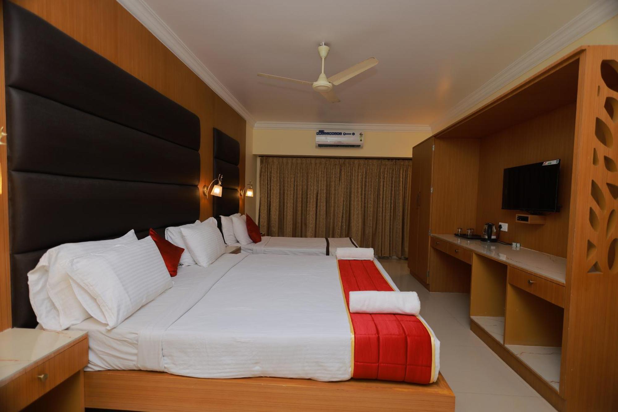 Hotel Sangam Канниякумари Экстерьер фото